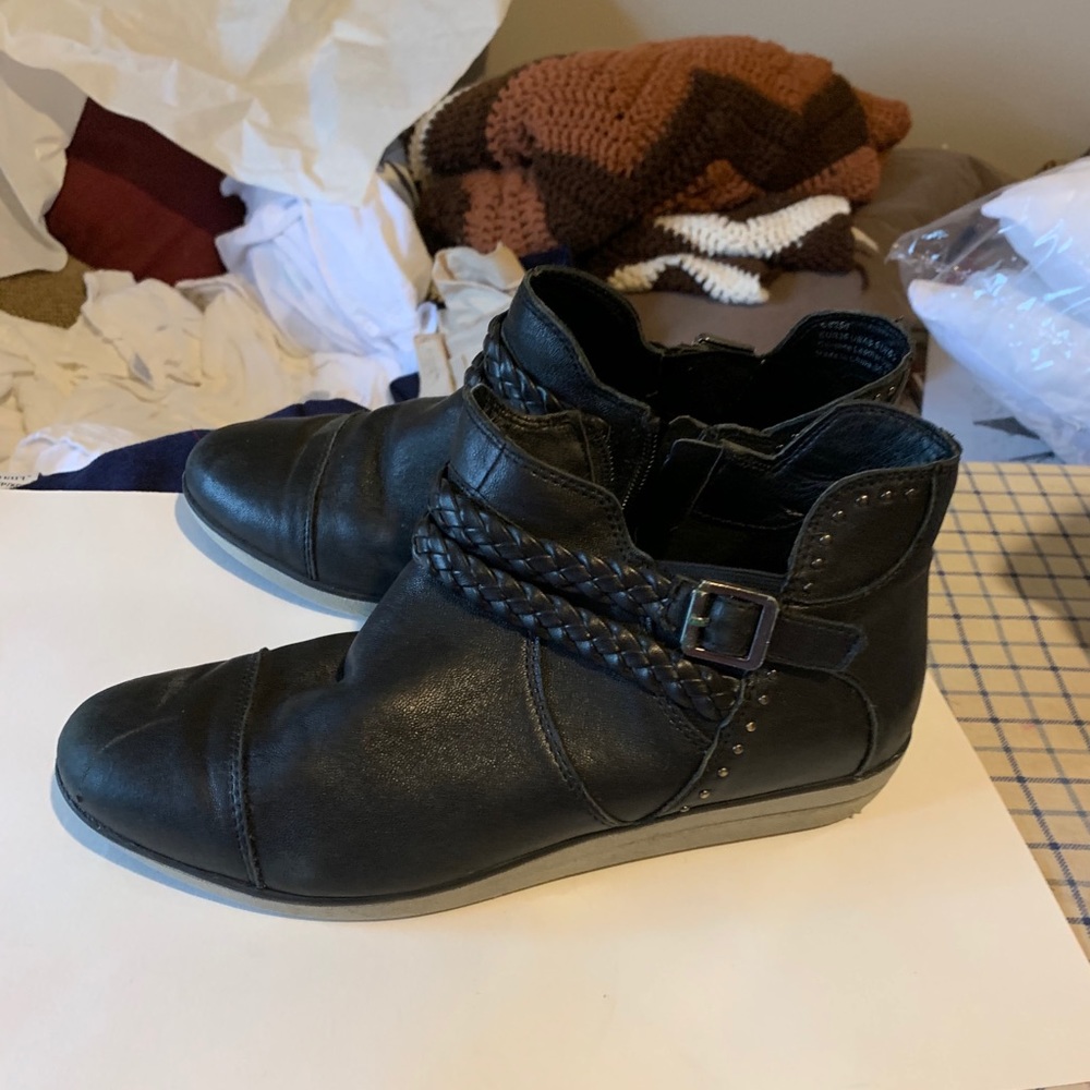 Aetrix booties